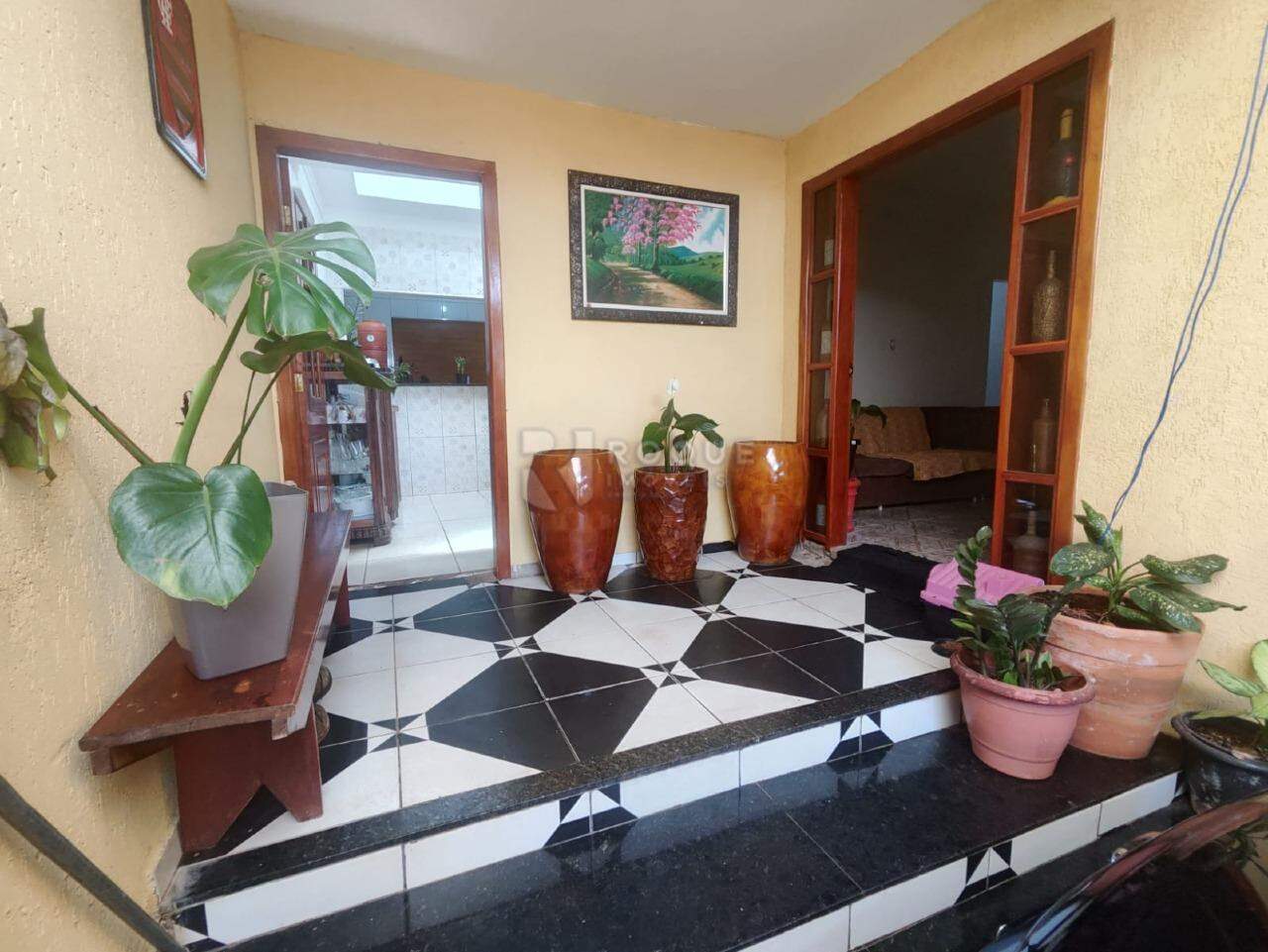 Casa Residencial à venda no bairro Jardim Lagoa Nova: AREA DE VARANDA
