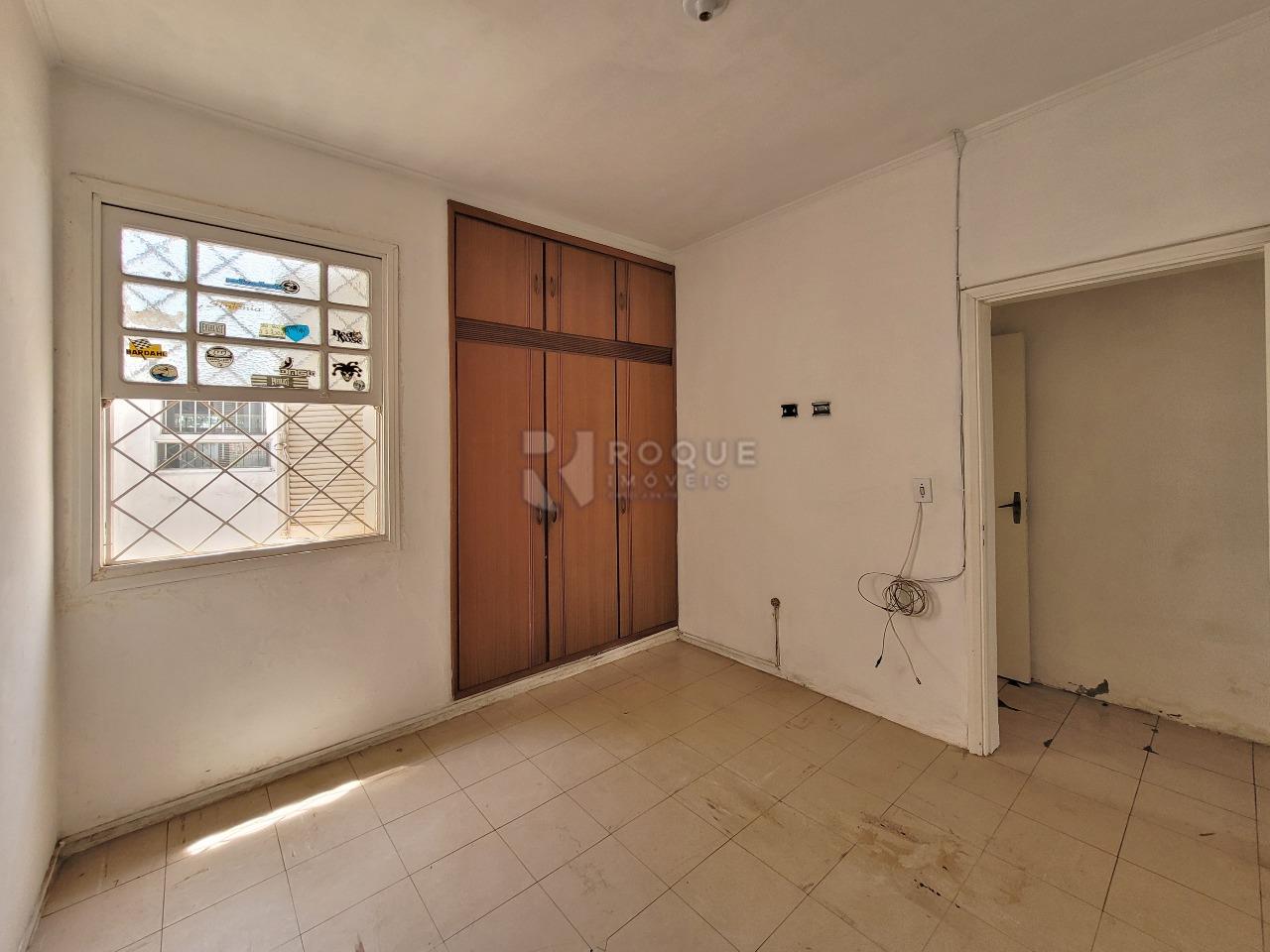 Casa Residencial à venda no bairro Centro: DORMITÓRIO 1