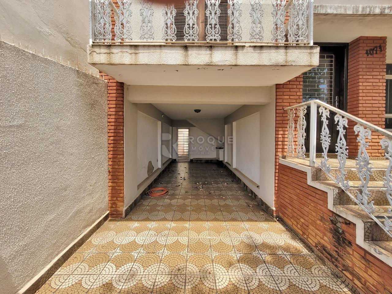 Casa Residencial à venda no bairro Centro: GARAGEM