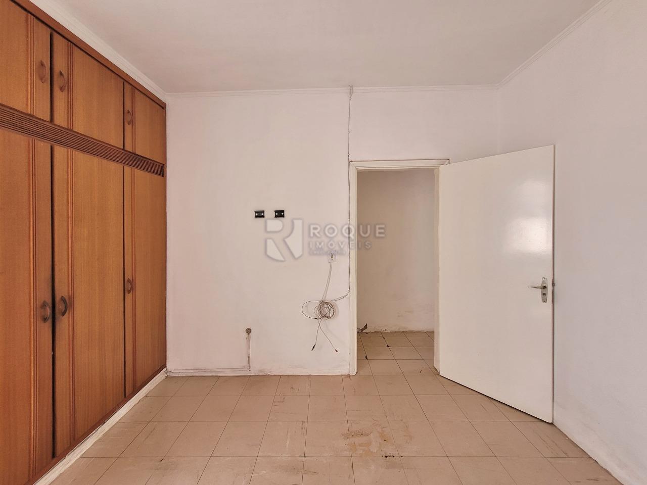 Casa Residencial à venda no bairro Centro: DORMITÓRIO 1