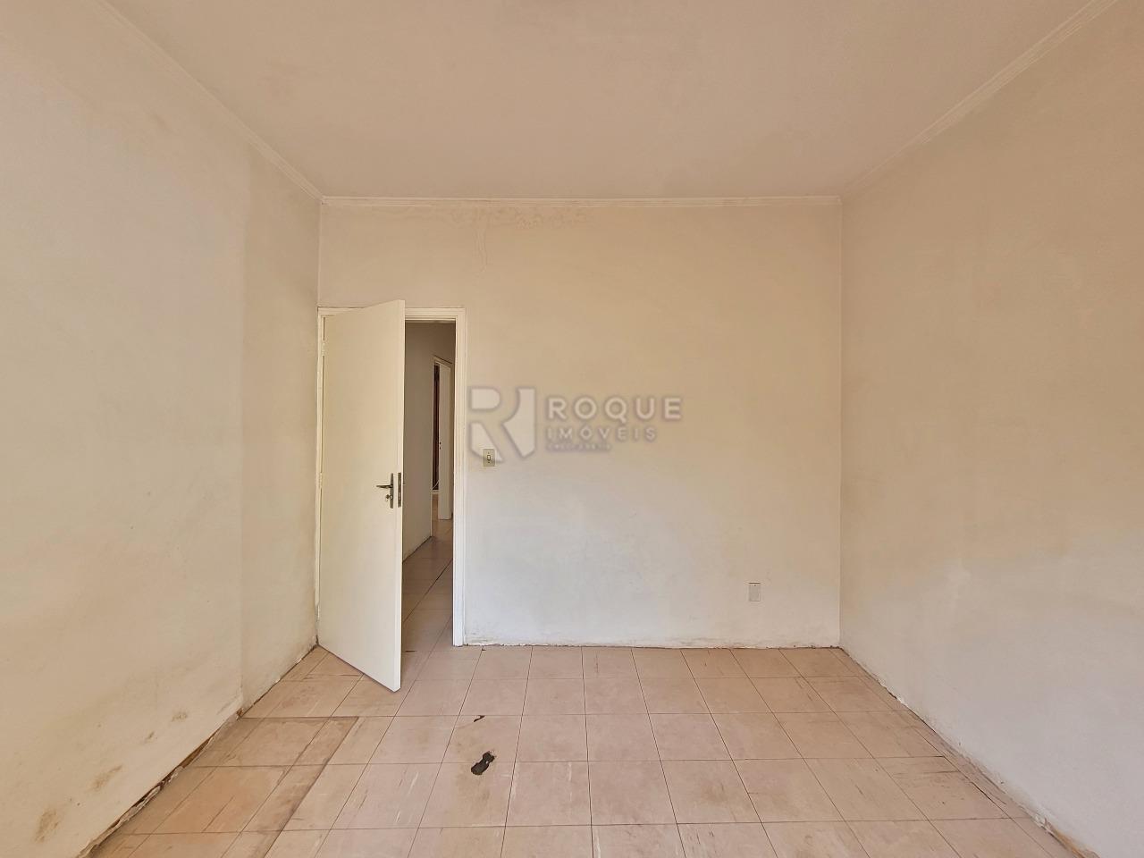 Casa Residencial à venda no bairro Centro: DORMITÓRIO 2