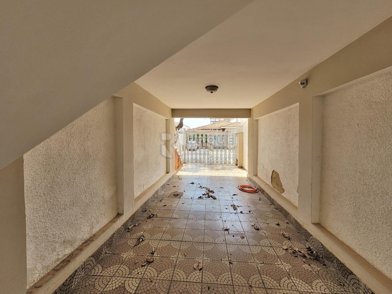 Casa Residencial à venda no bairro Centro: GARAGEM