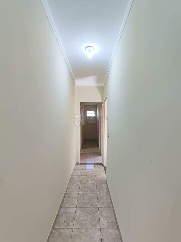 Casa Residencial para aluguel no bairro Jardim São Paulo: Corredor 