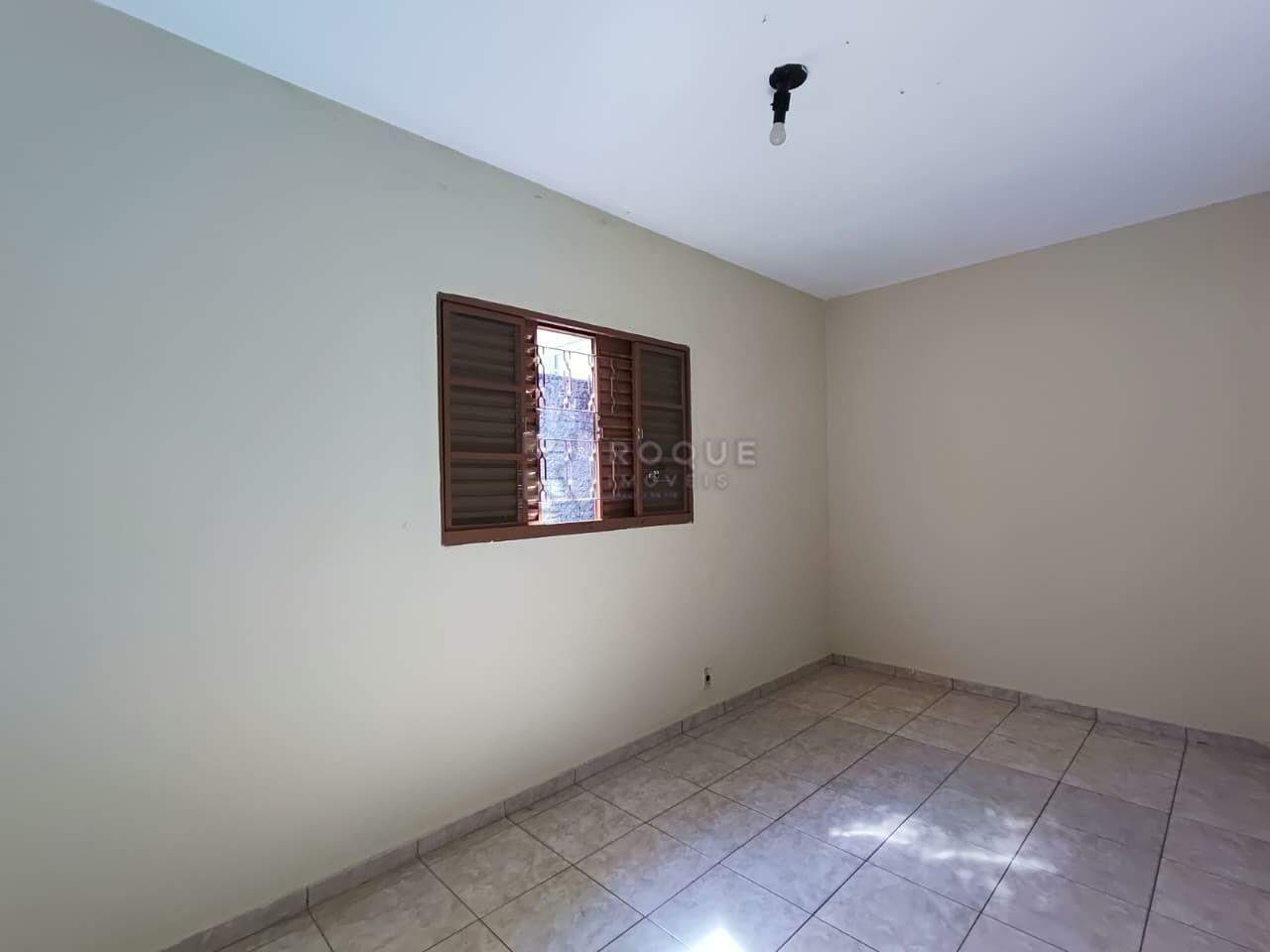 Casa Residencial para aluguel no bairro Jardim São Paulo: Dormitório 01