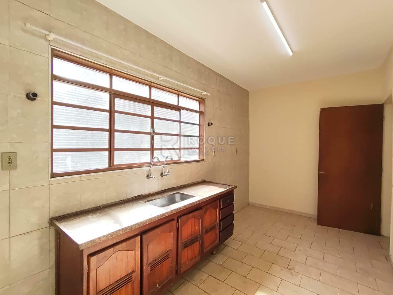 Casa Residencial para aluguel no bairro Jardim São Paulo: Cozinha outra vista
