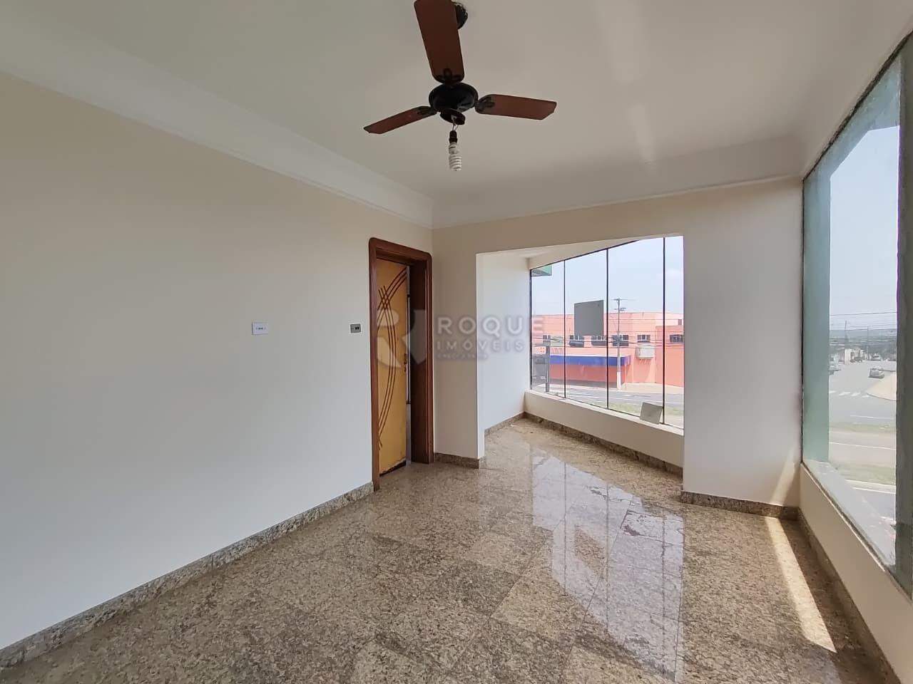 Casa Residencial para aluguel no bairro Jardim São Lourenço: Sala
