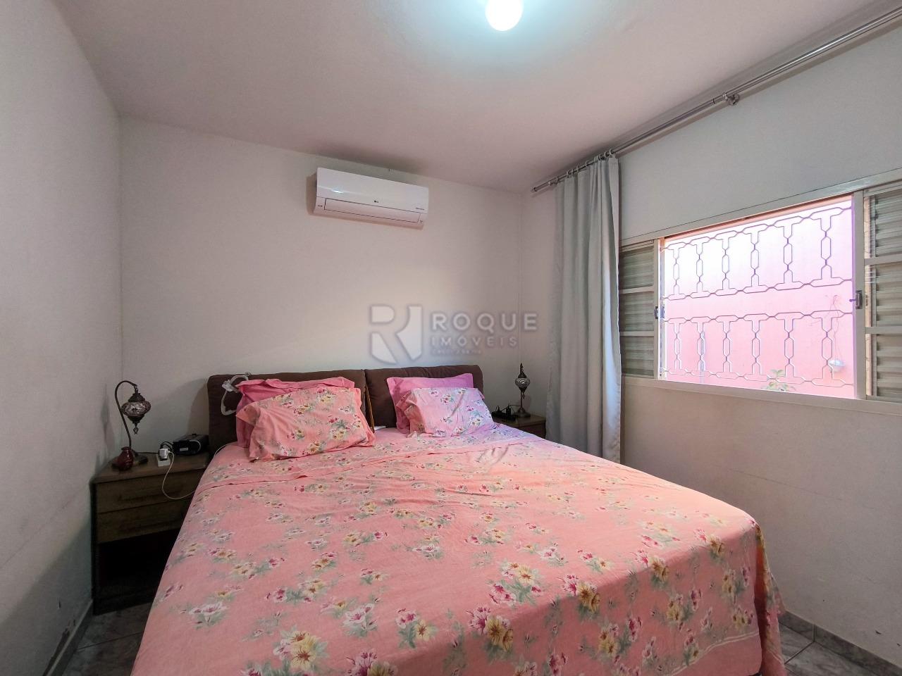 Casa Residencial à venda no bairro Jardim Canaa: DORMITÓRIO 1