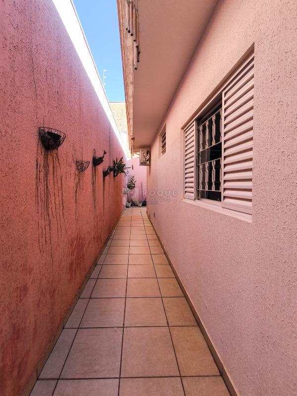Casa Residencial à venda no bairro Jardim Canaa: LATERAL EXTERNA