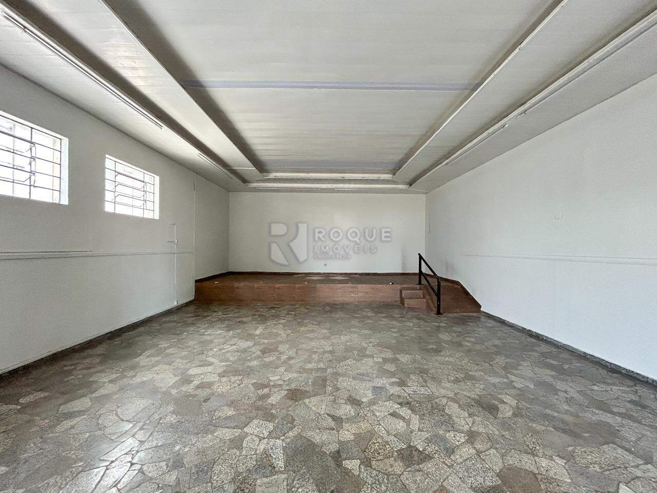 Barracão/Galpão para aluguel no bairro Jardim Caieira: Salão