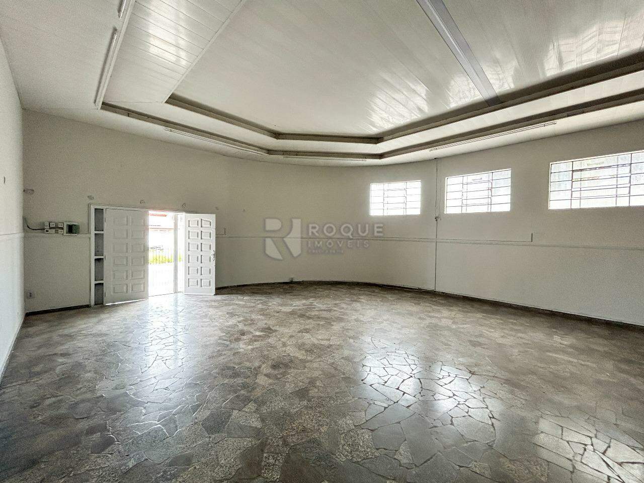 Barracão/Galpão para aluguel no bairro Jardim Caieira: Salão