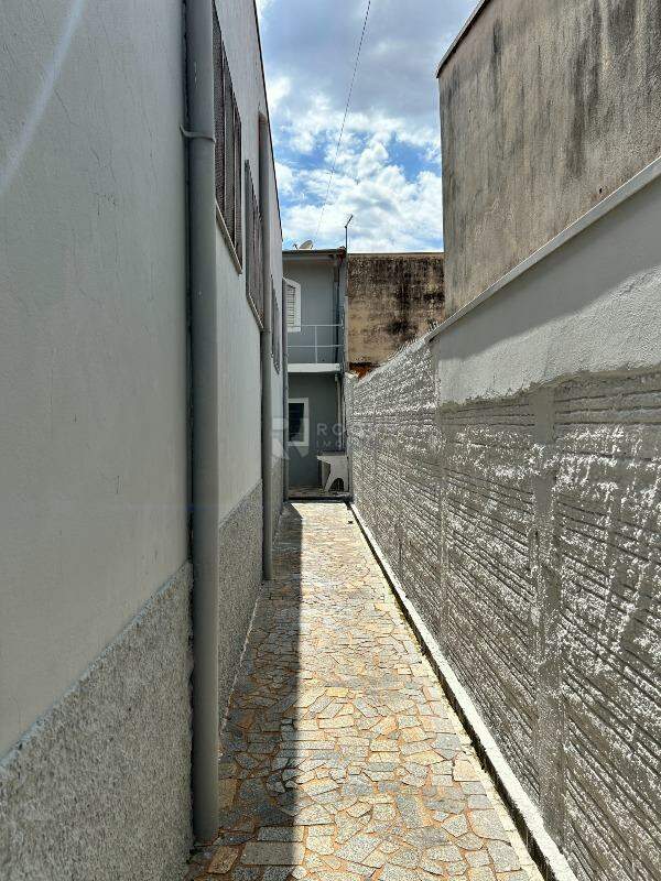 Barracão/Galpão para aluguel no bairro Jardim Caieira: Corredor 2