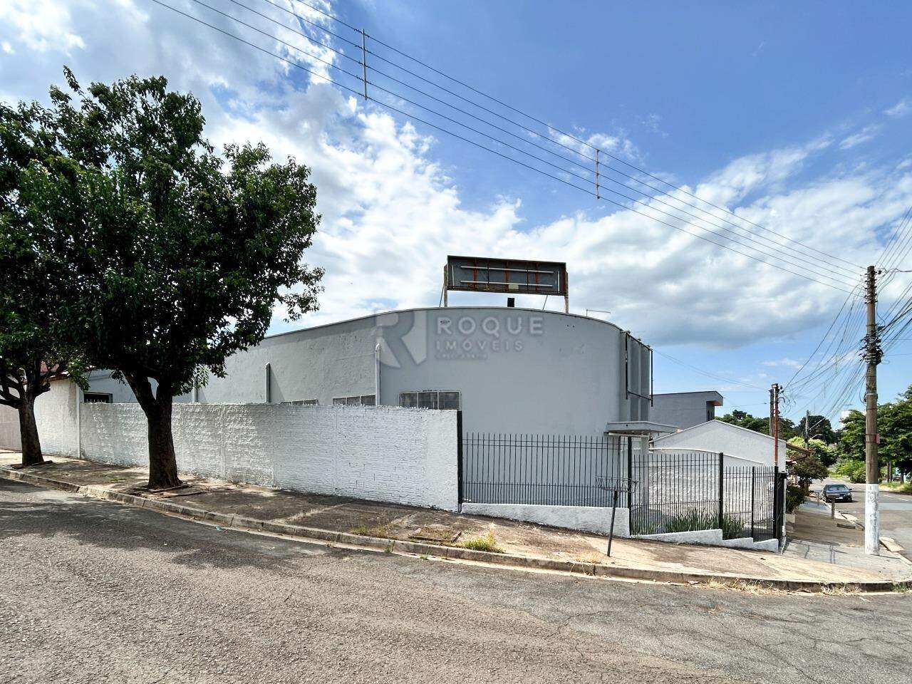 Barracão/Galpão para aluguel no bairro Jardim Caieira: Fachada