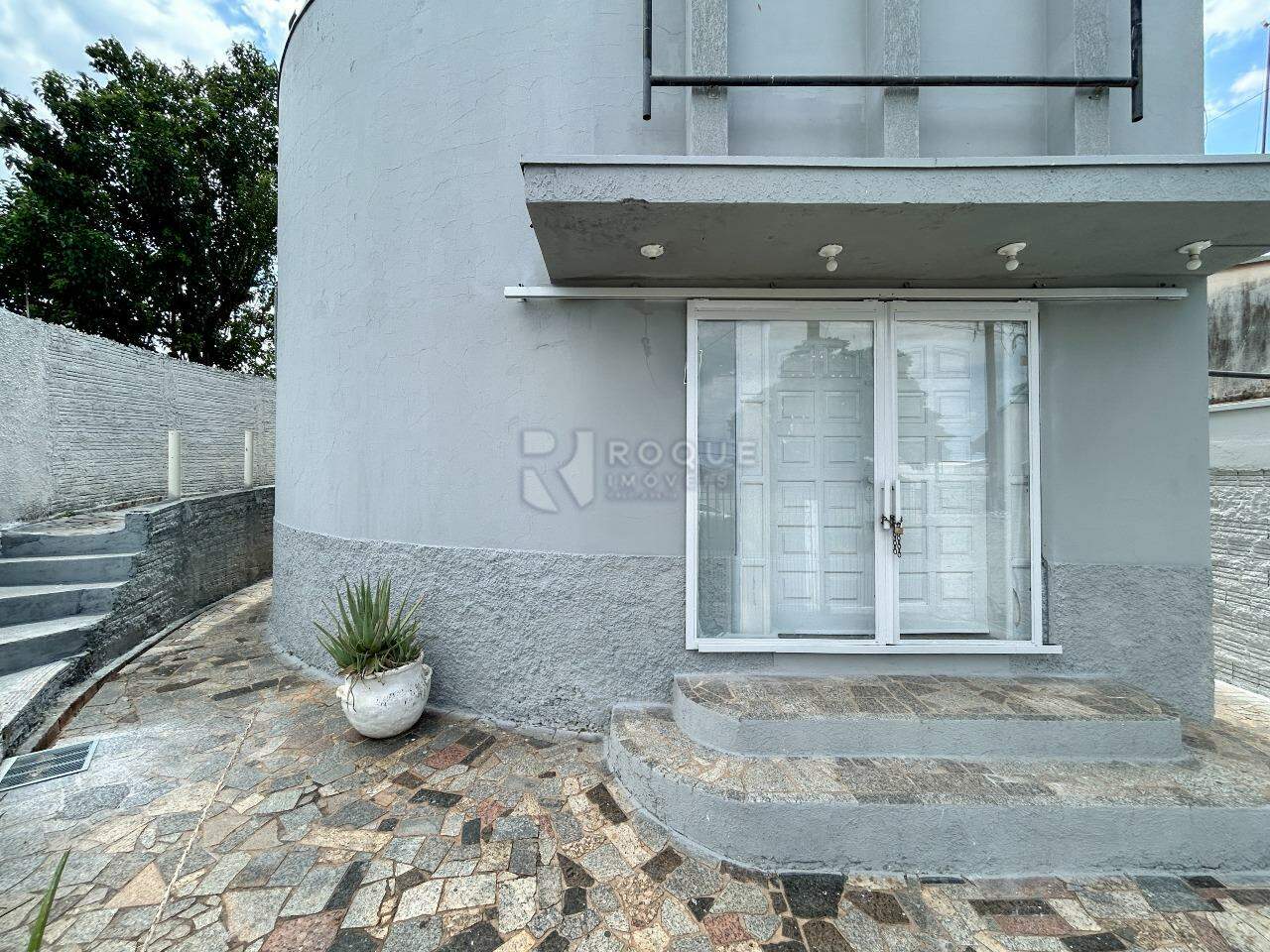 Barracão/Galpão para aluguel no bairro Jardim Caieira: Frente