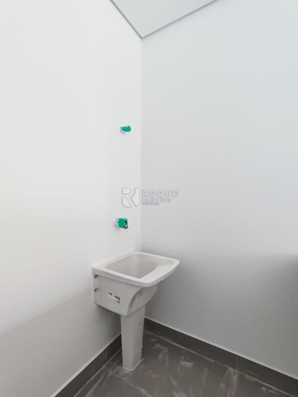 Kitnet para aluguel no bairro Parque Residencial Aeroporto: Lavanderia