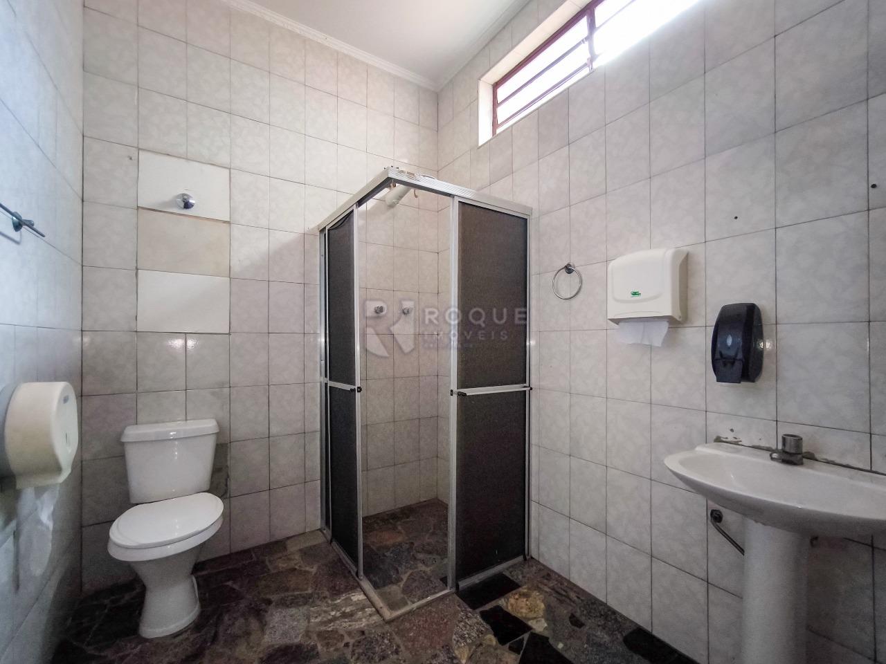 Prédio Comercial à venda no bairro Jardim Esmeralda: BANHEIRO MASCULINO