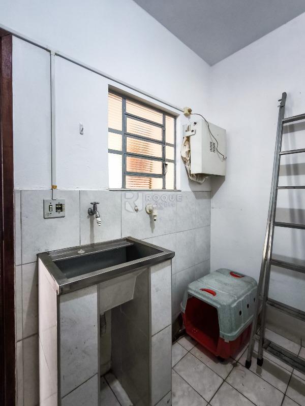 Casa Residencial à venda no bairro Jardim Morro Branco: LAVANDERIA