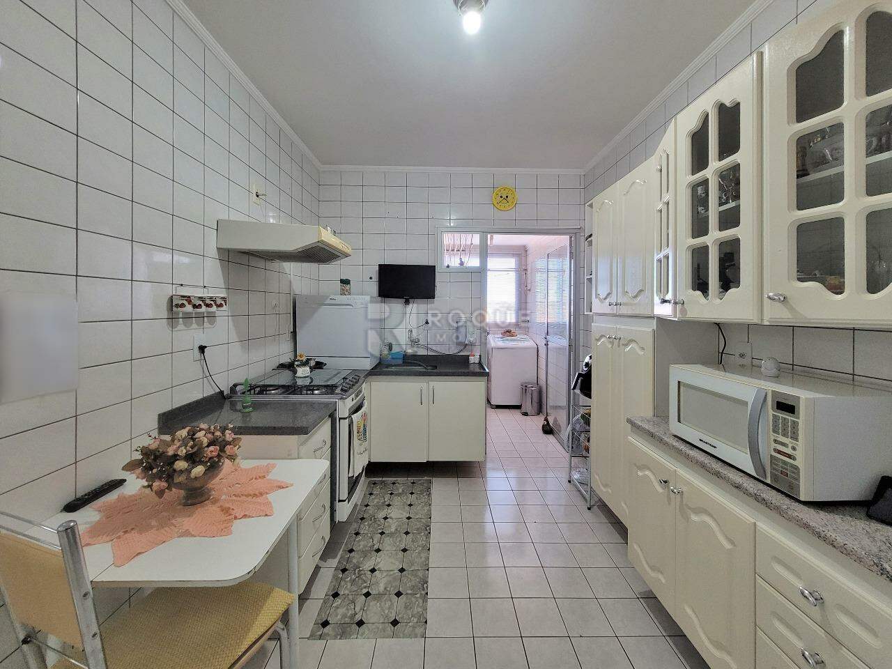 Apartamento à venda no bairro Vila Camargo: COZINHA
