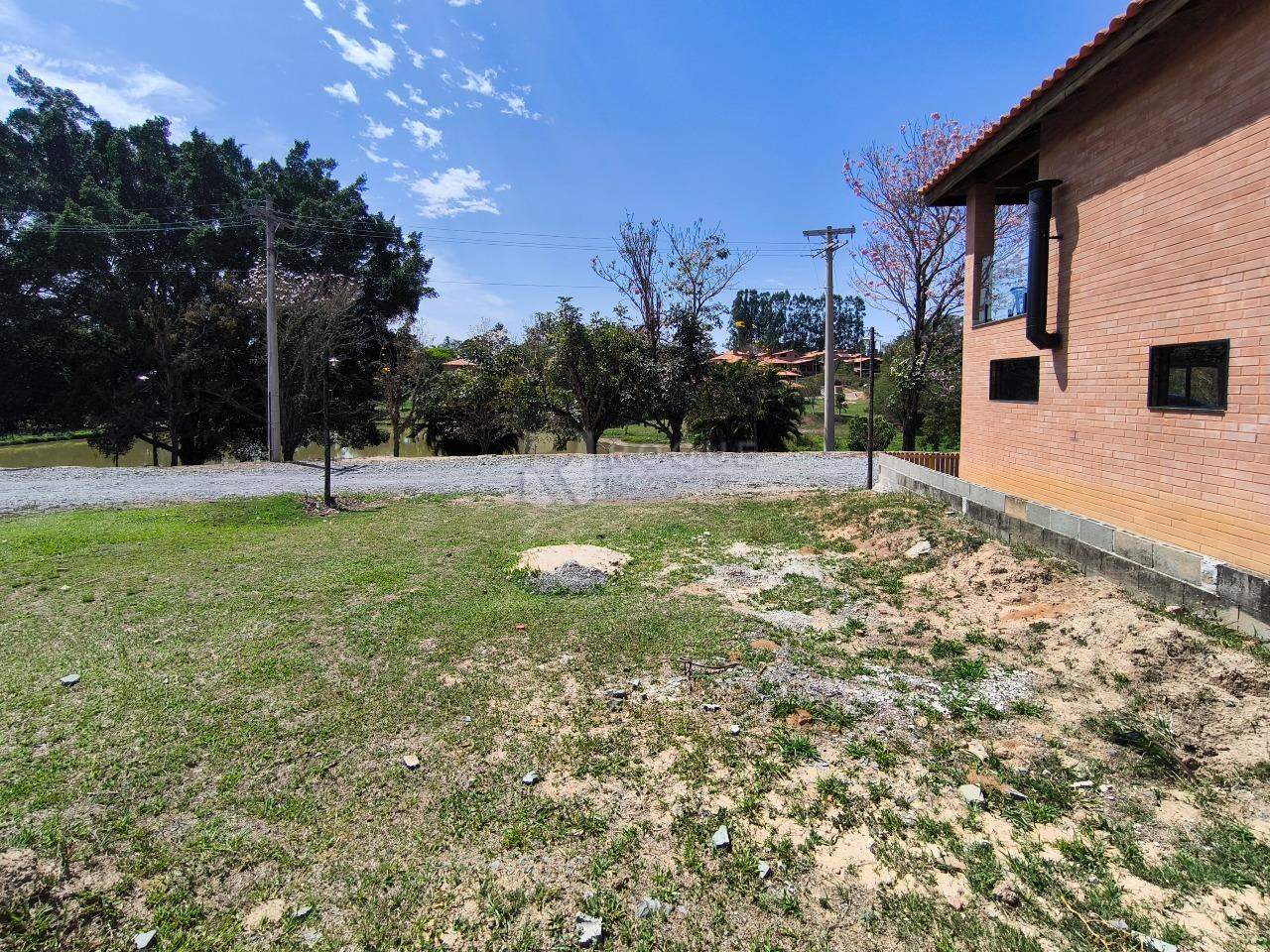 Terreno em condomínio à venda no bairro Bairro dos Pires: