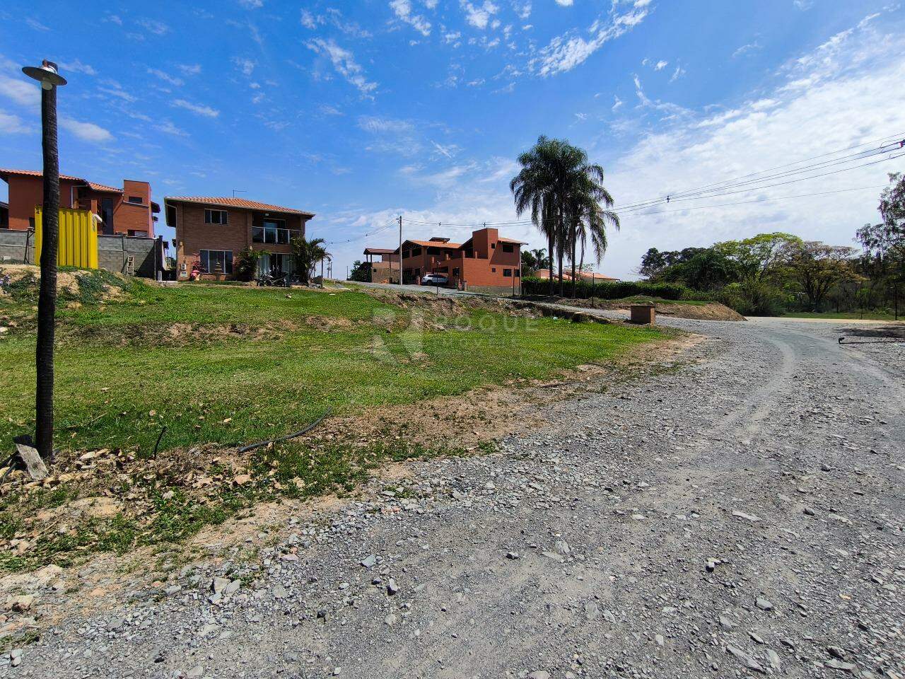 Terreno em condomínio à venda no bairro Bairro dos Pires: