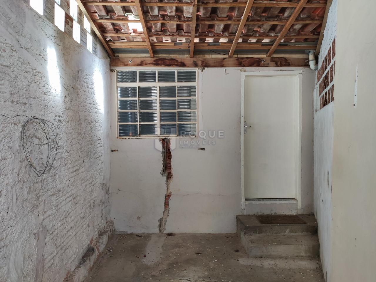 Casa Residencial para aluguel no bairro Vila Independência: Frente 