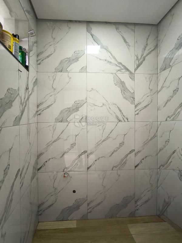 Casa Residencial à venda no bairro Jardim dos Jequitibás: BANHEIRO EXTERNO