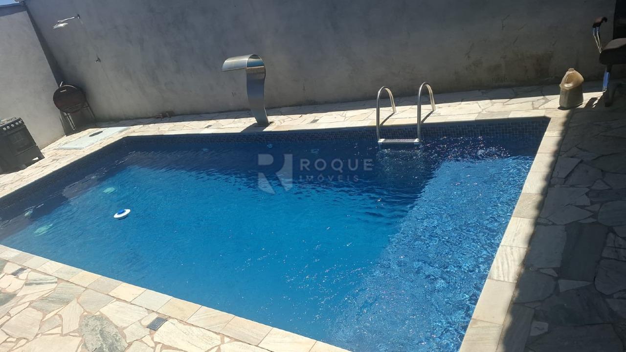 Casa Residencial à venda no bairro Jardim dos Jequitibás: 