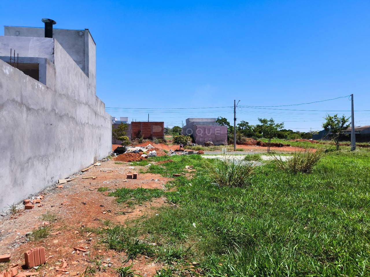 Terreno à venda no bairro Jardim Campo Verde II: 
