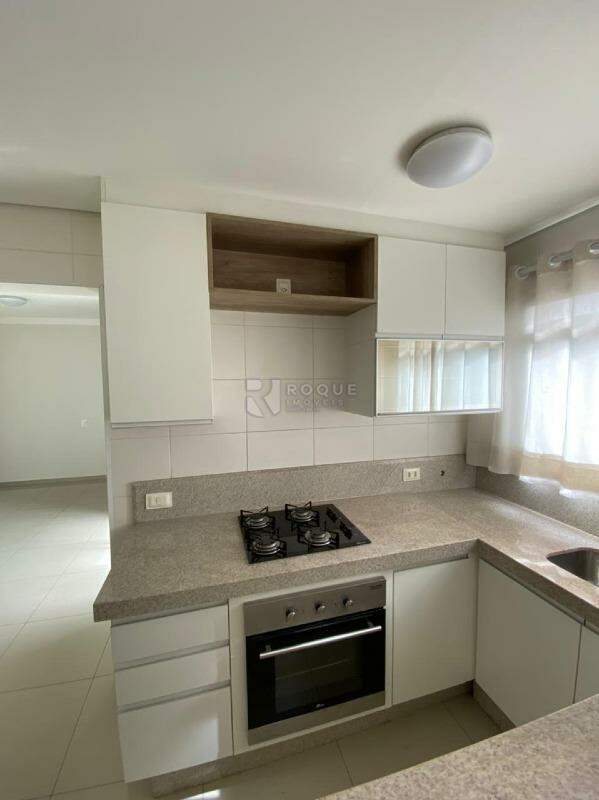 Apartamento à venda no bairro Cidade Jardim: COZINHA
