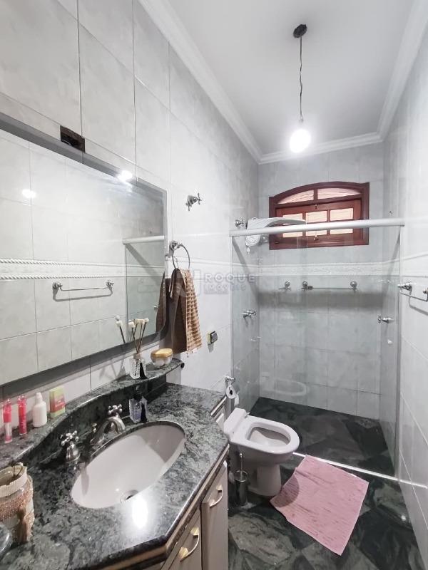 Casa Residencial para aluguel no bairro Jardim Doutor João Batista Levy: WC Social