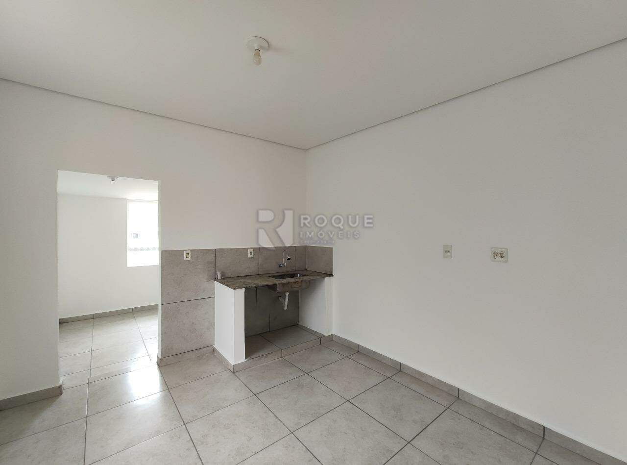 Casa Residencial para aluguel no bairro Vila Cristovam: Cozinha 