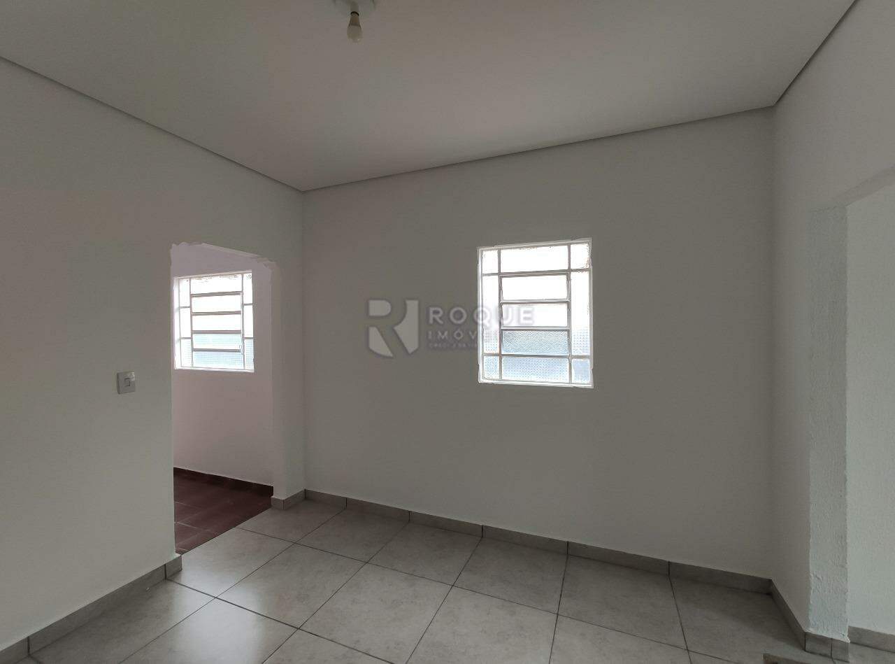 Casa Residencial para aluguel no bairro Vila Cristovam: Cozinha 