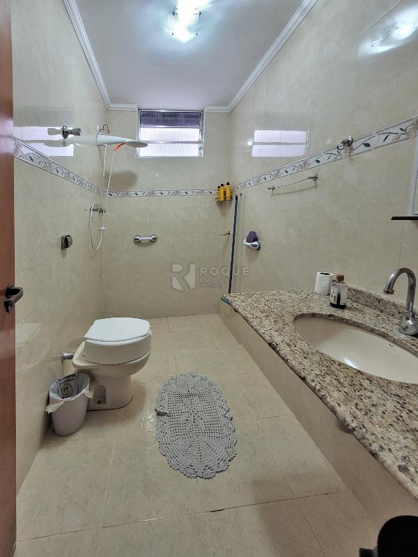 Casa Residencial à venda no bairro Parque Nossa Senhora das Dores: BANHEIRO SOCIAL