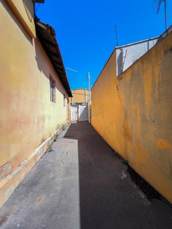 Casa Residencial à venda no bairro Vila Independência: GARAGEM