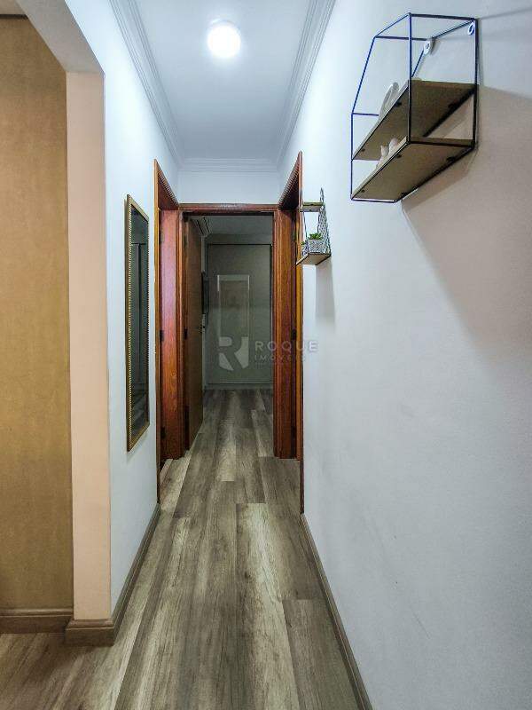 Apartamento à venda no bairro Jardim Brasil: CORREDOR INTERNO