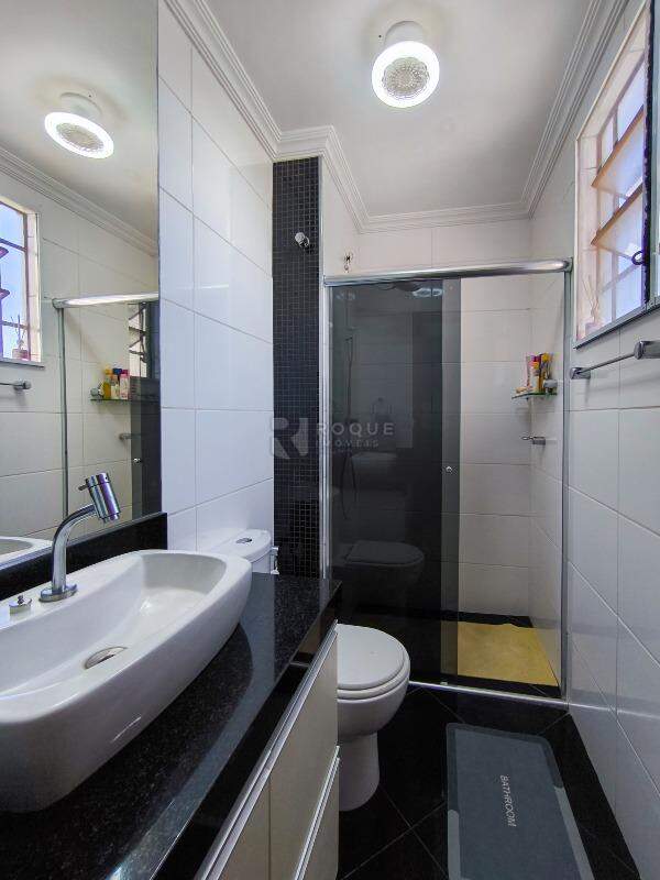 Apartamento à venda no bairro Jardim Brasil: BANHEIRO SOCIAL