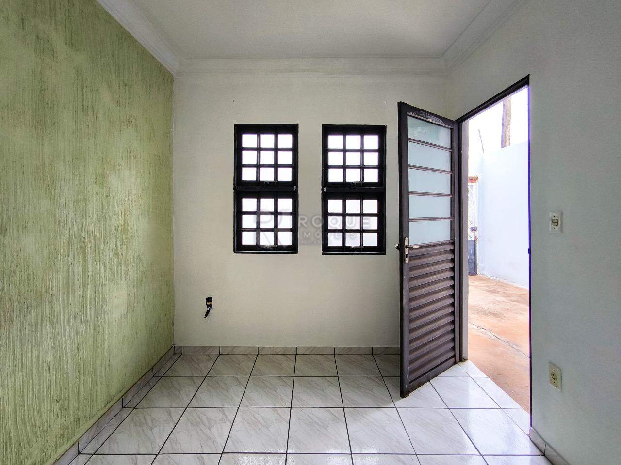 Casa Residencial à venda no bairro Jardim Ipanema: SALA DE ESTAR