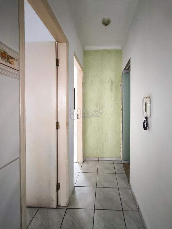 Casa Residencial à venda no bairro Jardim Ipanema: CORREDOR INTERNO