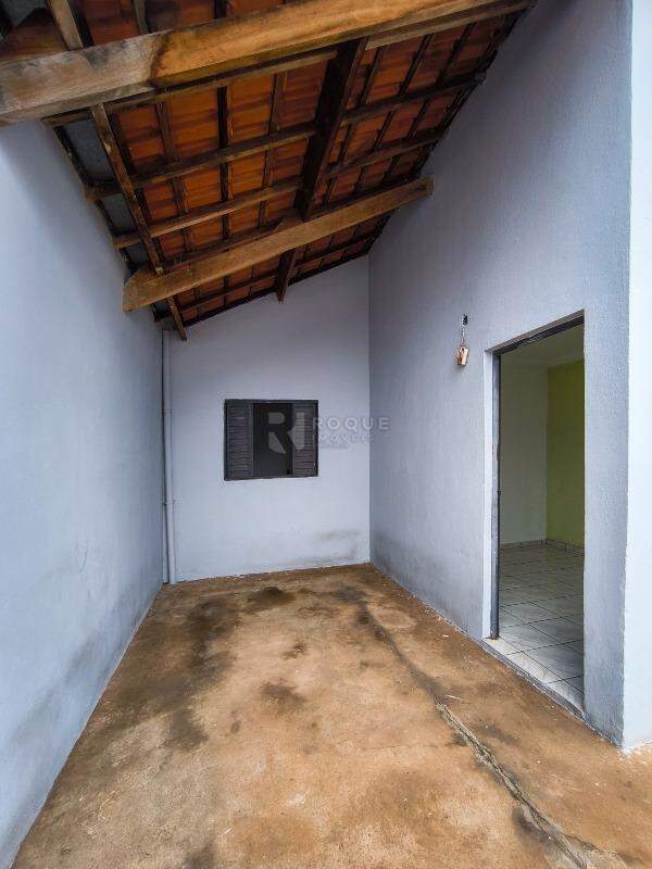 Casa Residencial à venda no bairro Jardim Ipanema: GARAGEM