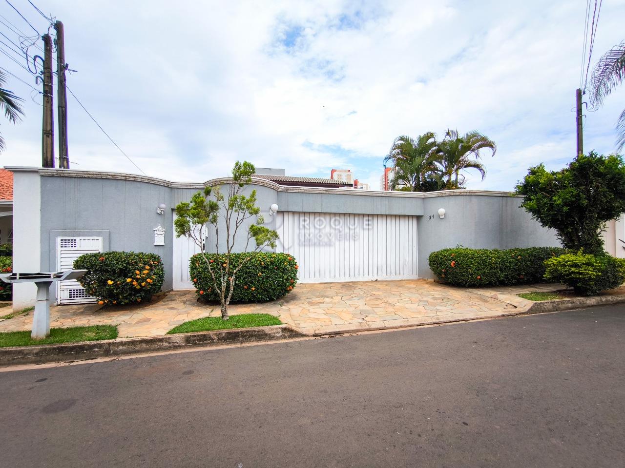 Casa em condomínio para aluguel no bairro Jardim Residencial Monsenhor Rossi: Fachada