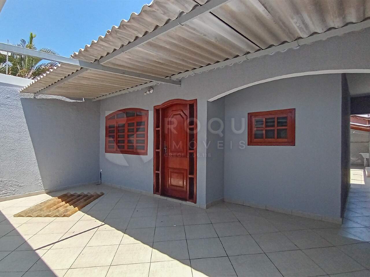 Casa Residencial à venda no bairro Jardim das Palmeiras: Frente 