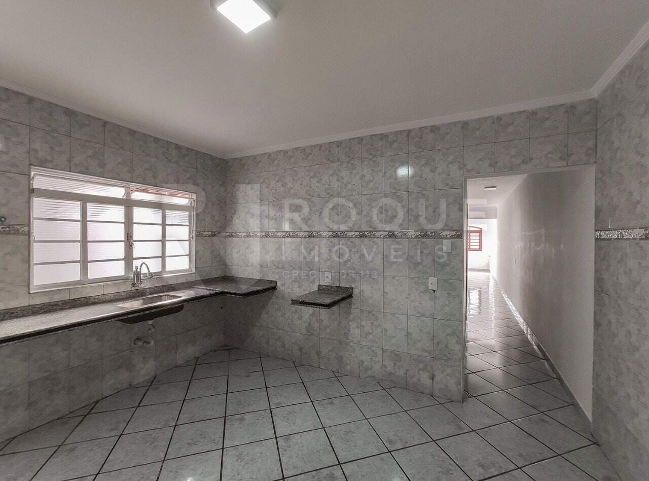 Casa Residencial à venda no bairro Jardim das Palmeiras: Cozinha 