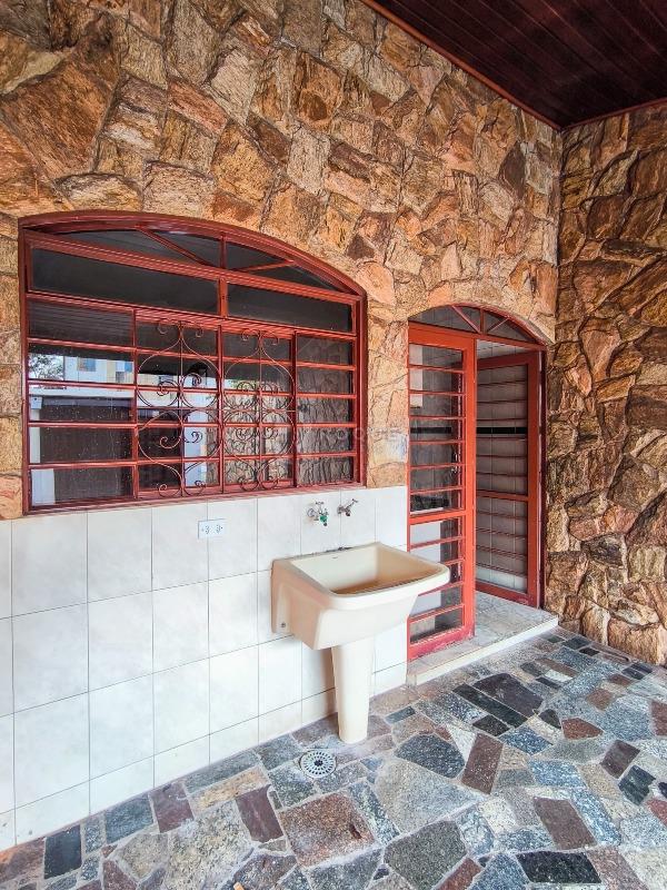 Casa Residencial à venda no bairro Jardim Parque Novo Mundo: LAVANDERIA