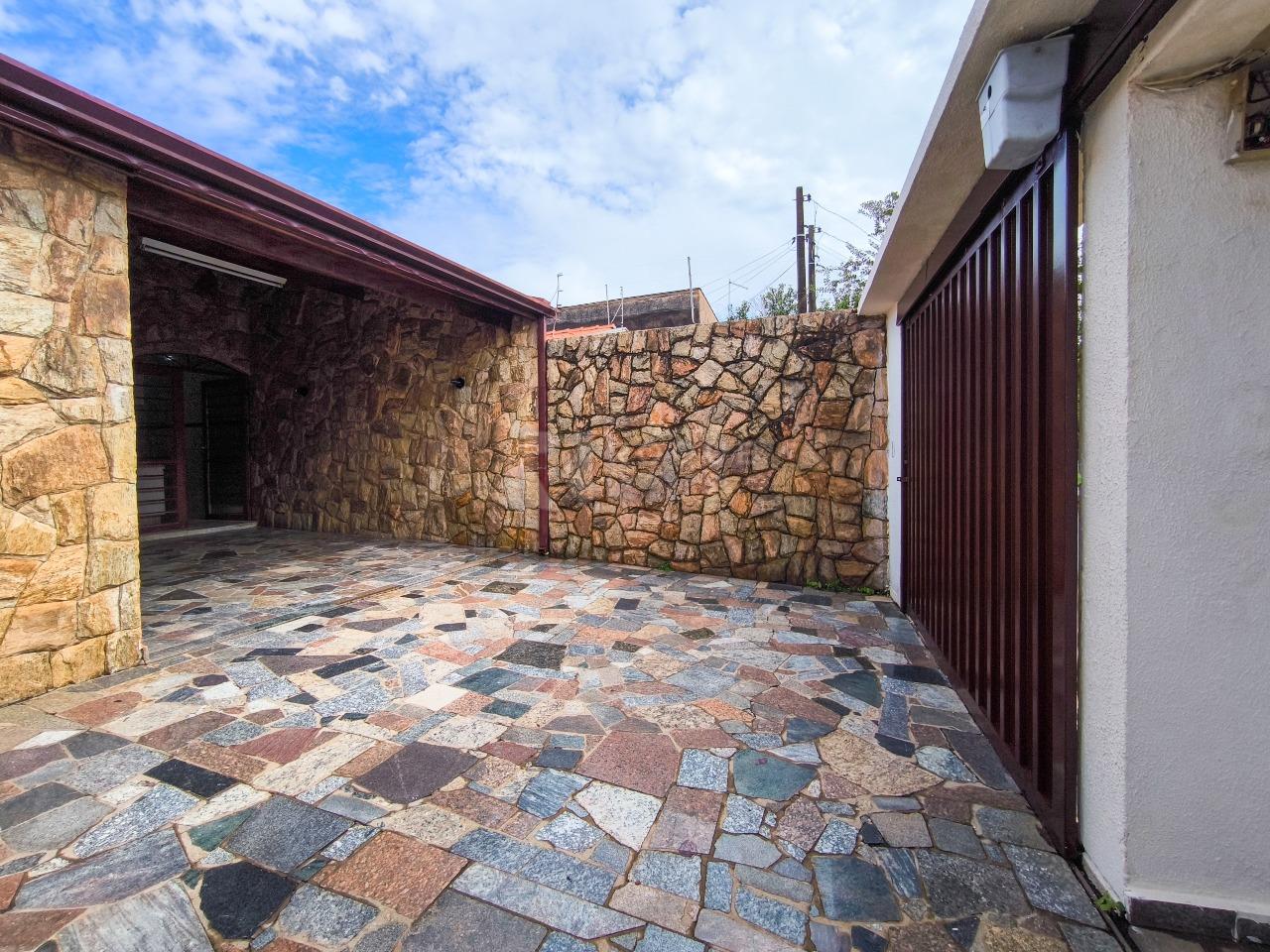 Casa Residencial à venda no bairro Jardim Parque Novo Mundo: GARAGEM