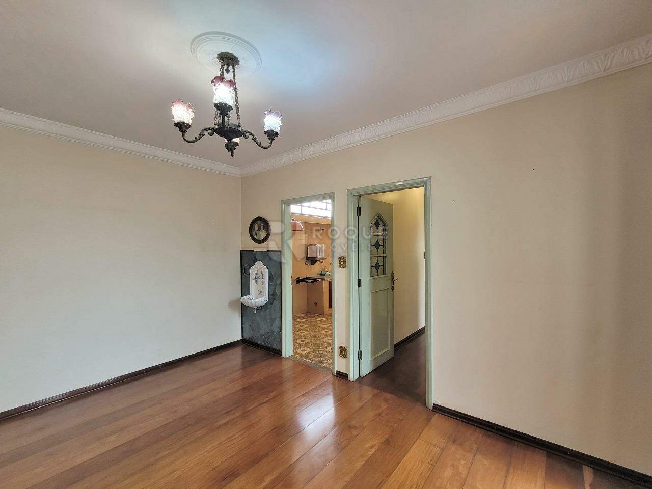 Casa Residencial à venda no bairro Vila Claudia: SALA DE JANTAR