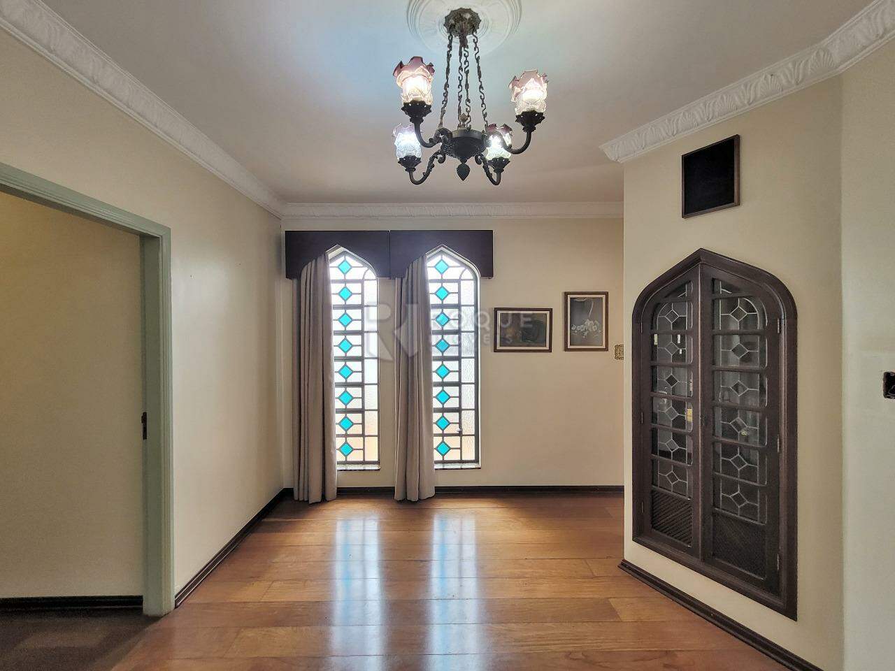 Casa Residencial à venda no bairro Vila Claudia: SALA DE JANTAR