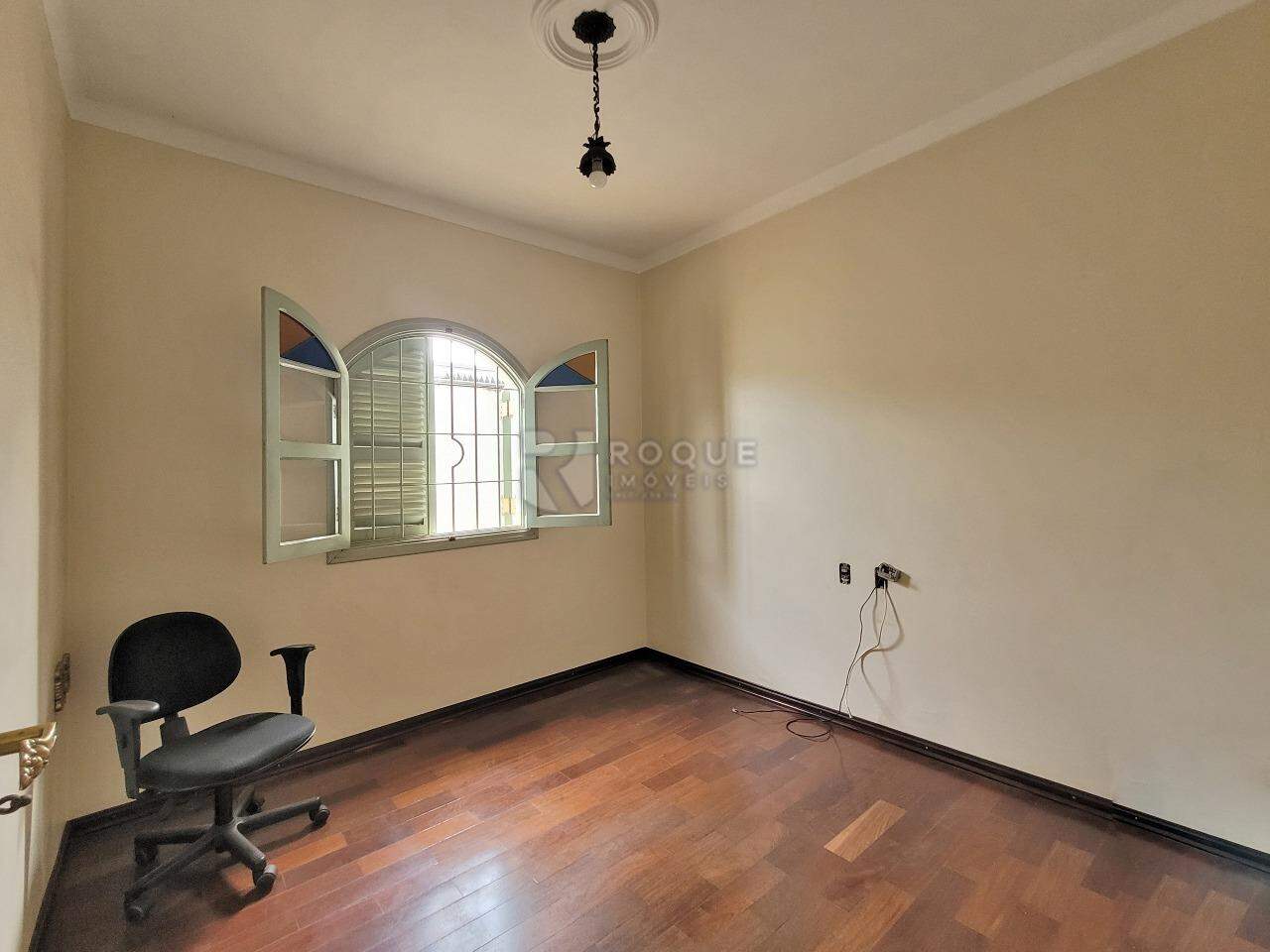 Casa Residencial à venda no bairro Vila Claudia: DORMITÓRIO 1