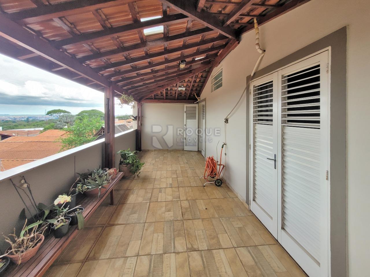 Casa Residencial à venda no bairro Vila Piza: VARANDA