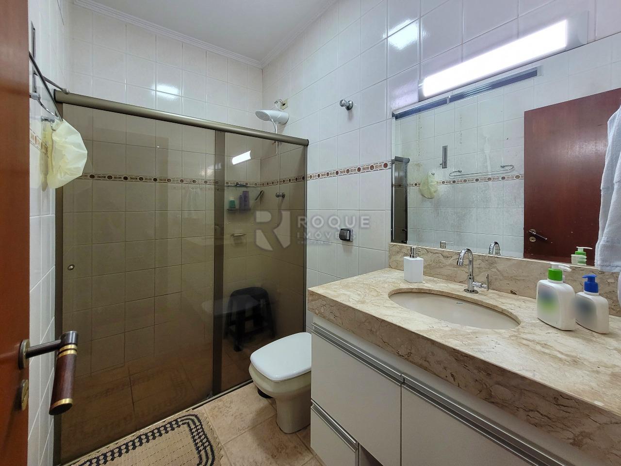 Casa Residencial à venda no bairro Vila Piza: BANHEIRO SUÍTE