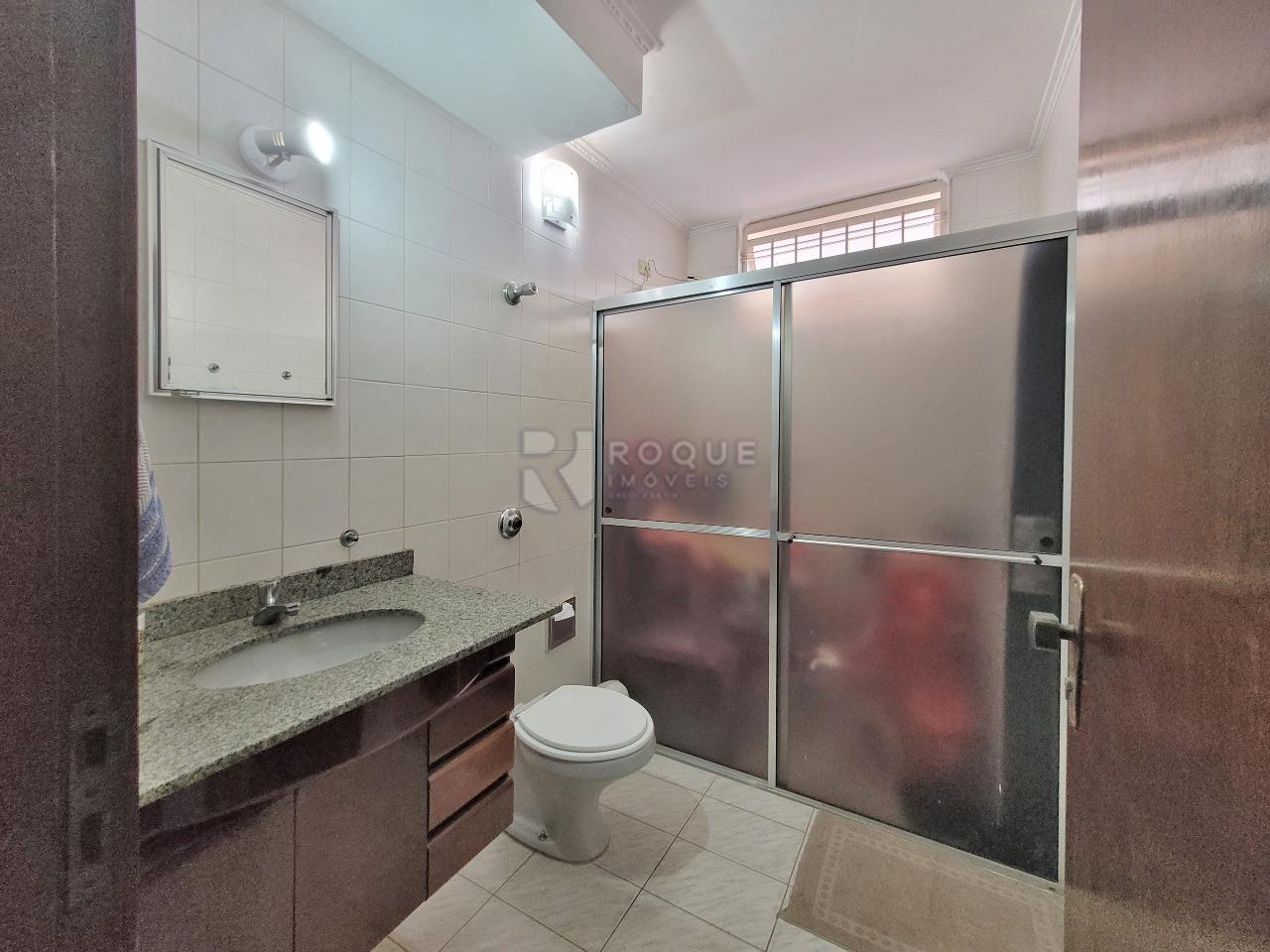 Casa Residencial à venda no bairro Vila Piza: BANHEIRO SOCIAL