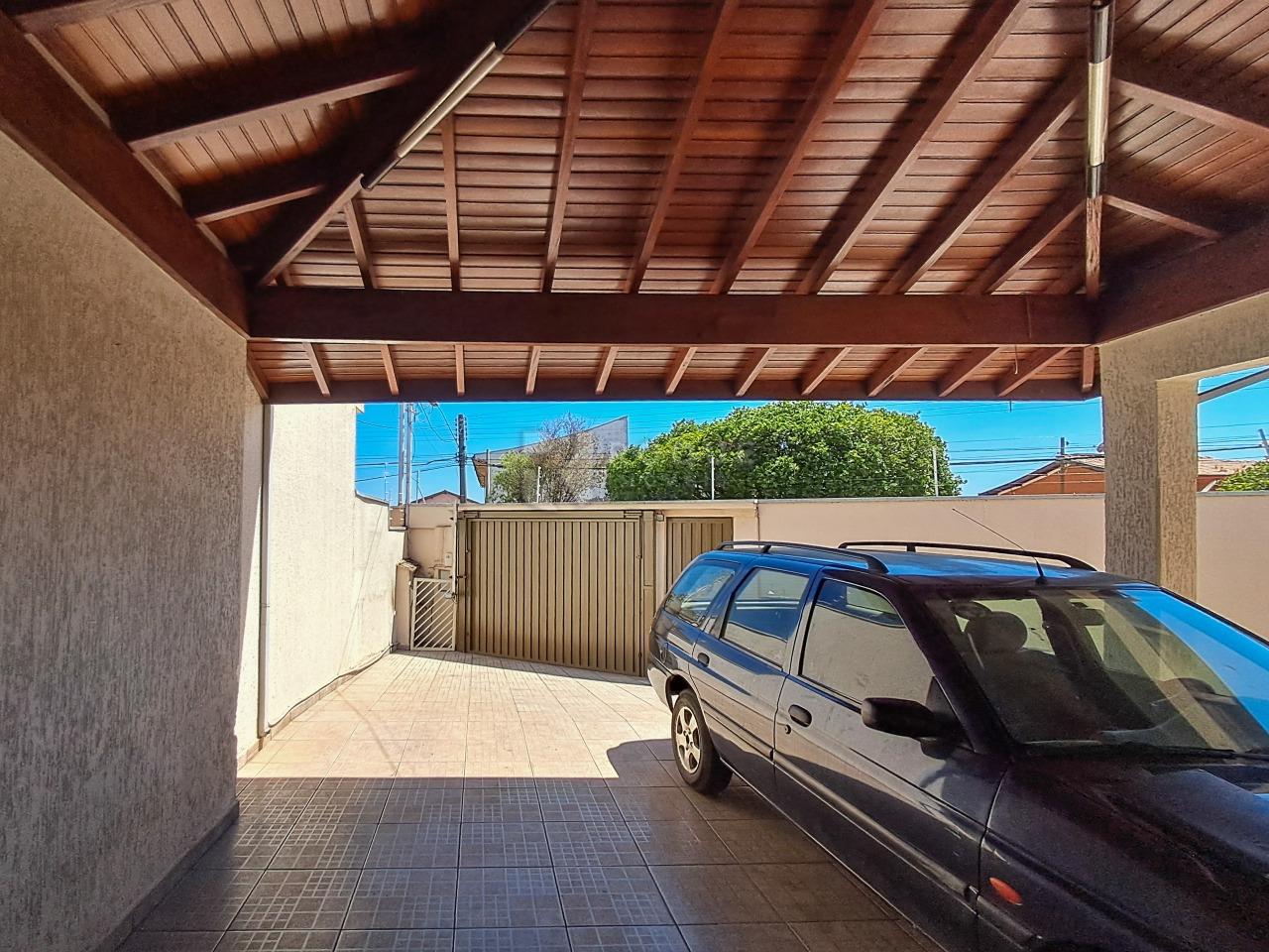 Casa Residencial à venda no bairro Jardim Montezuma: 